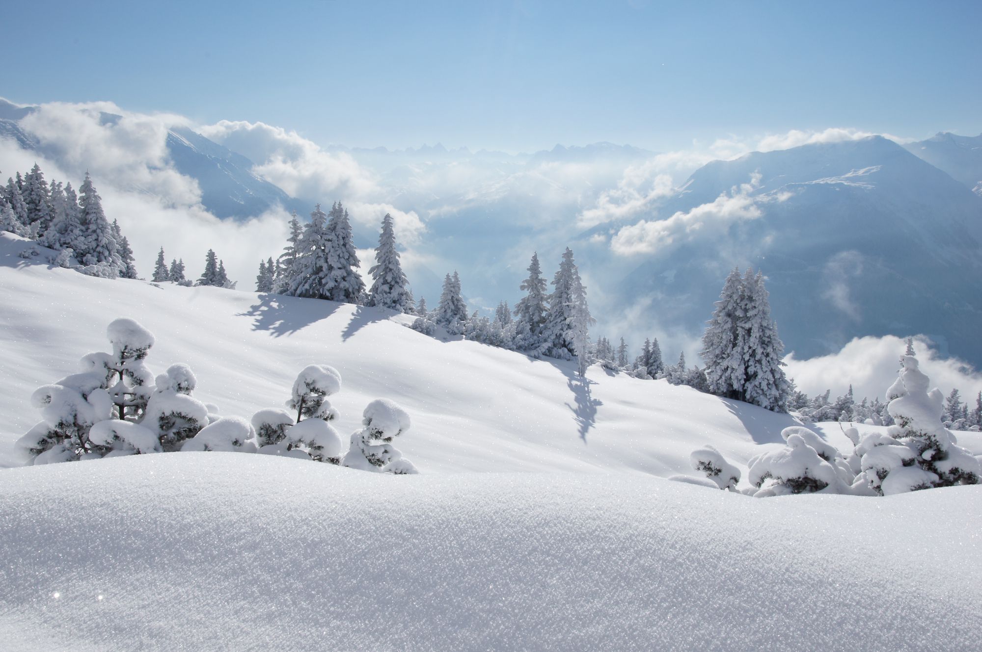 Sonnenskilauf im Montafon